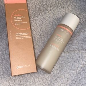 MilkDew pH balancing moisture milk toner!